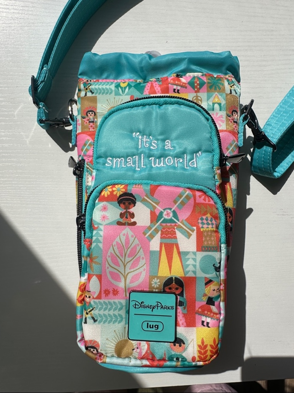 Disney "it's a small world" Crossbody water bottle Bag